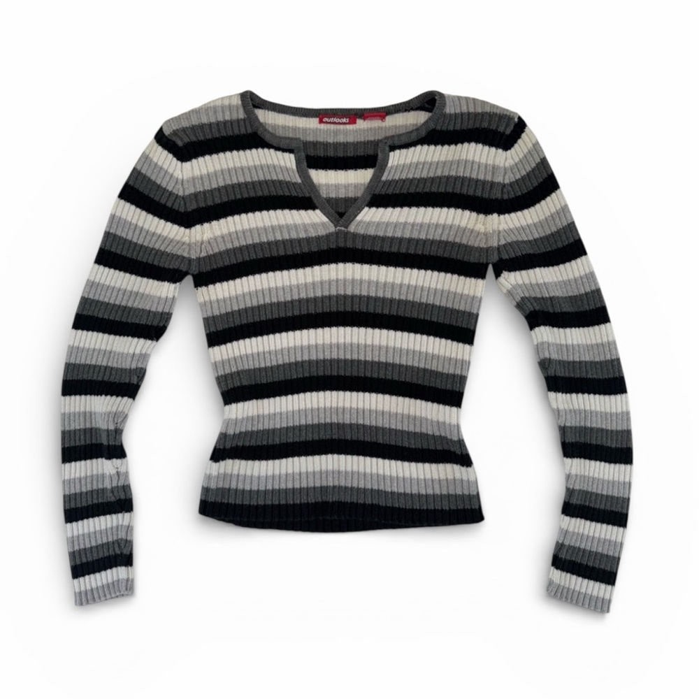Y2k Outlooks striped ribbed‎ long sleeve v neck top medium